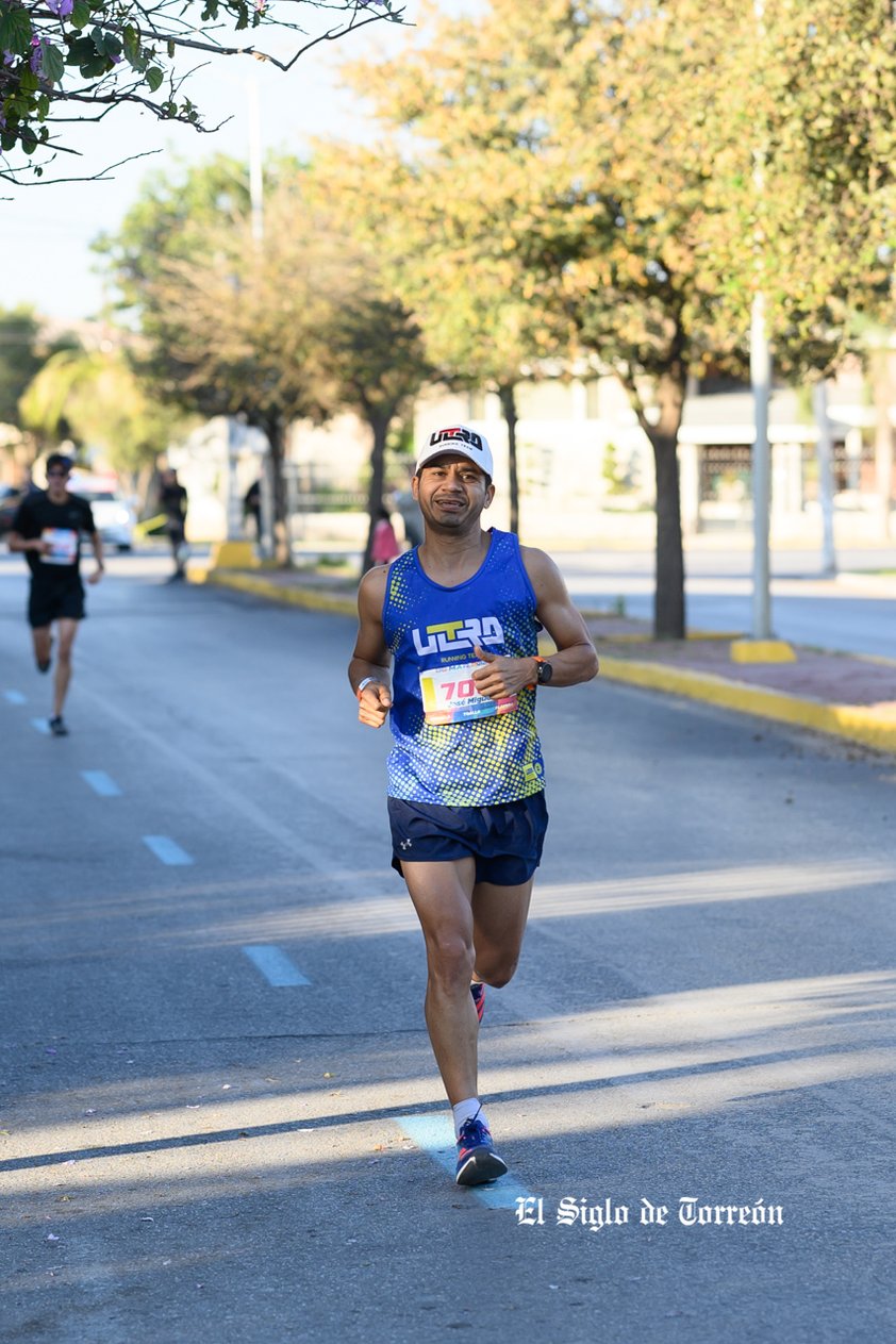 Fotografías del Maratón Lala edición 2022 en el medio maratón, km 21