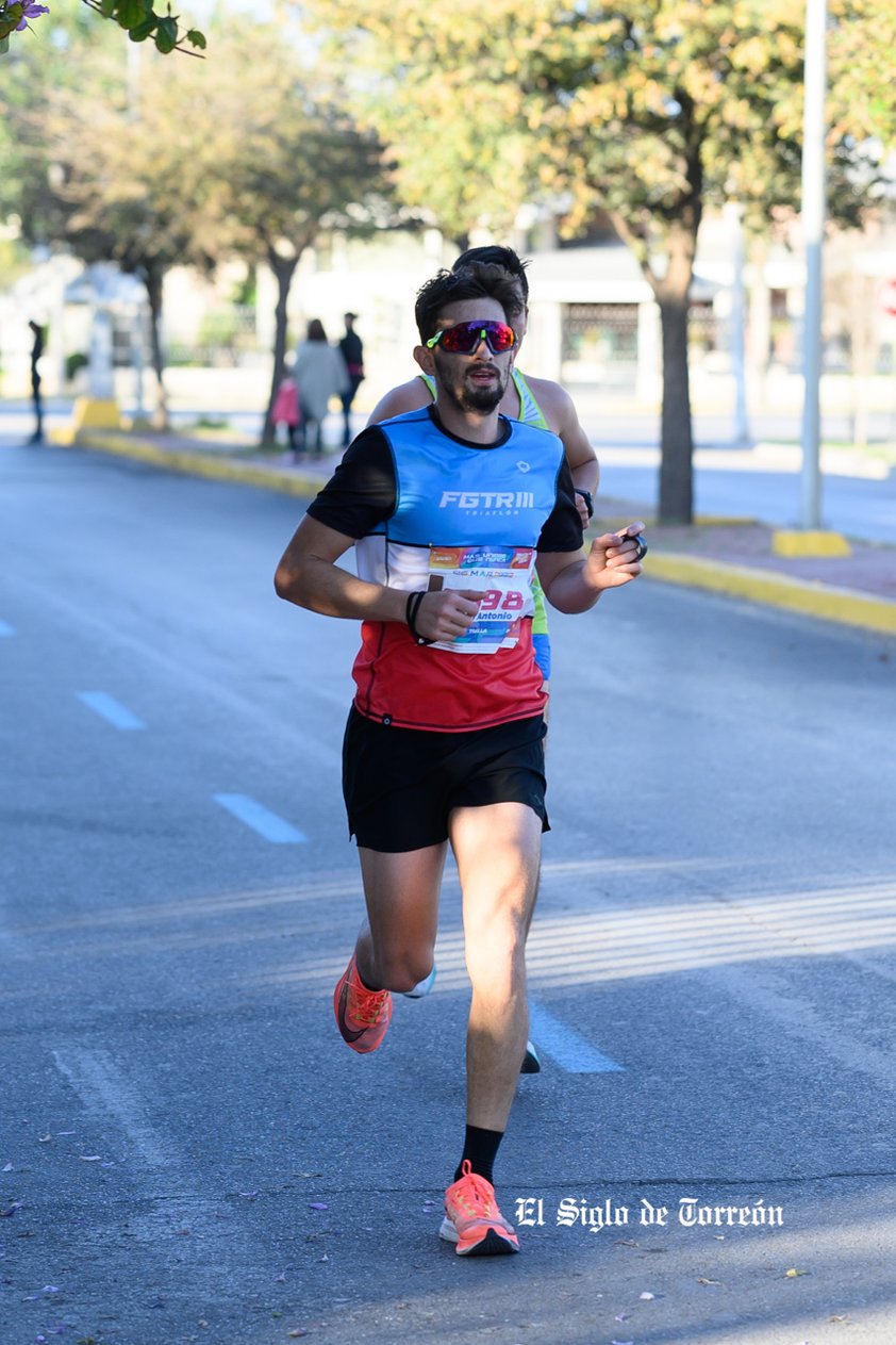 Fotografías del Maratón Lala edición 2022 en el medio maratón, km 21