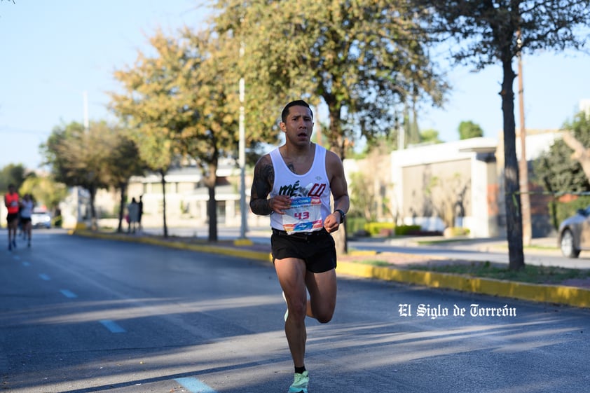 Fotografías del Maratón Lala edición 2022 en el medio maratón, km 21