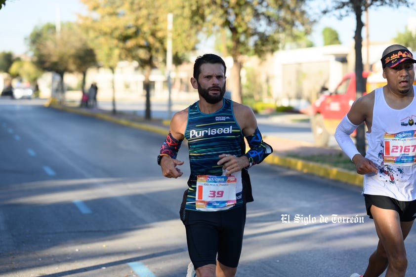 Fotografías del Maratón Lala edición 2022 en el medio maratón, km 21