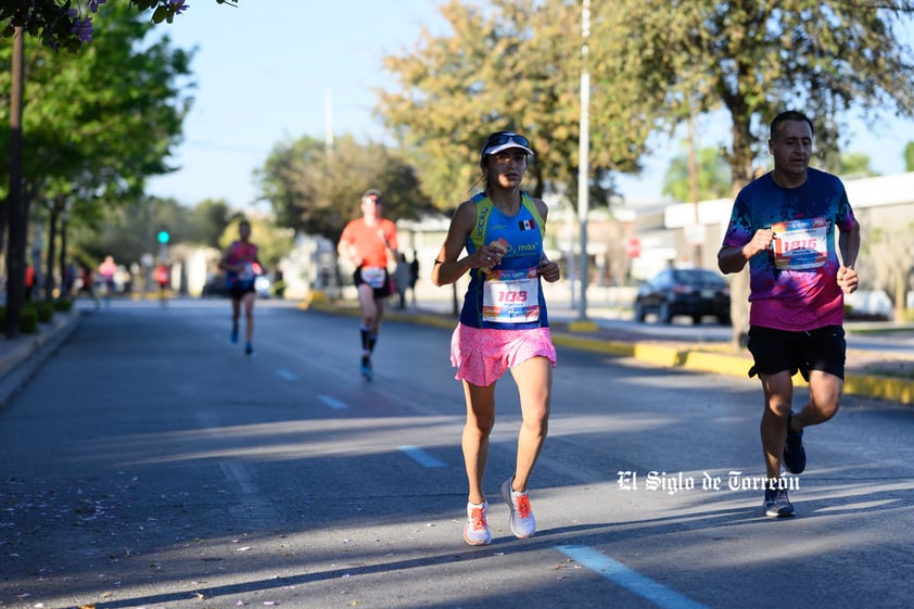 Fotografías del Maratón Lala edición 2022 en el medio maratón, km 21