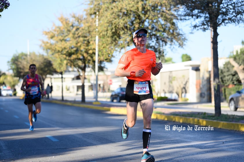 Fotografías del Maratón Lala edición 2022 en el medio maratón, km 21