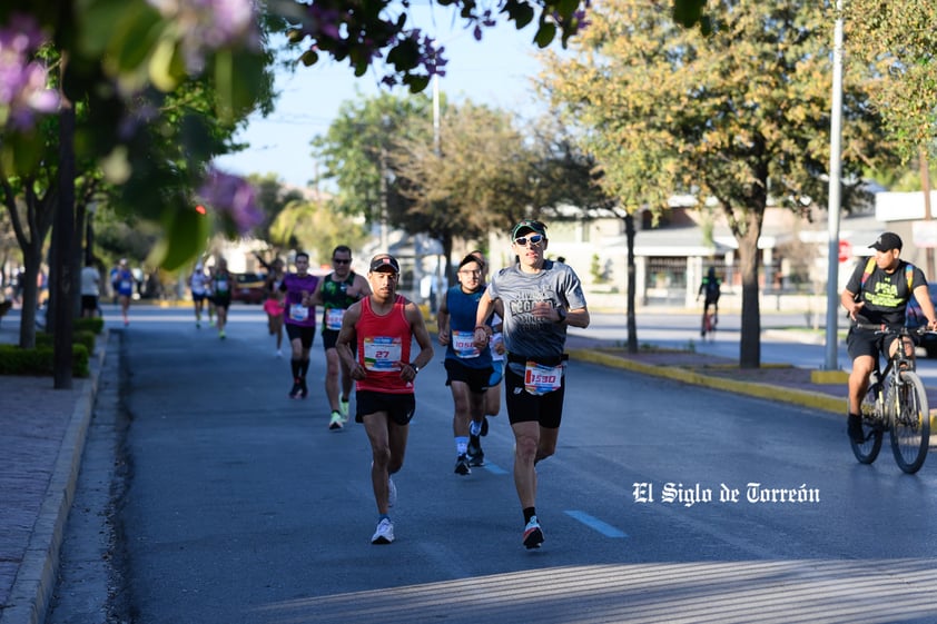 Fotografías del Maratón Lala edición 2022 en el medio maratón, km 21