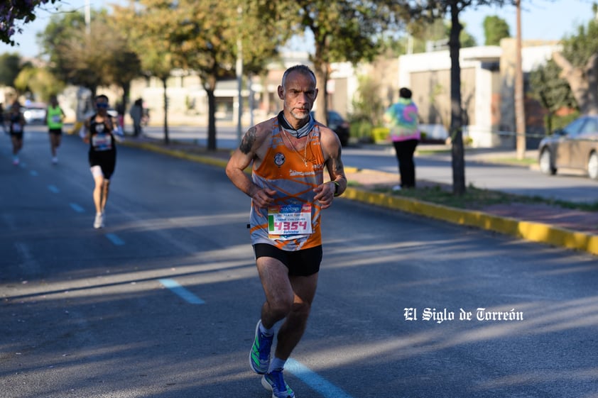 Fotografías del Maratón Lala edición 2022 en el medio maratón, km 21