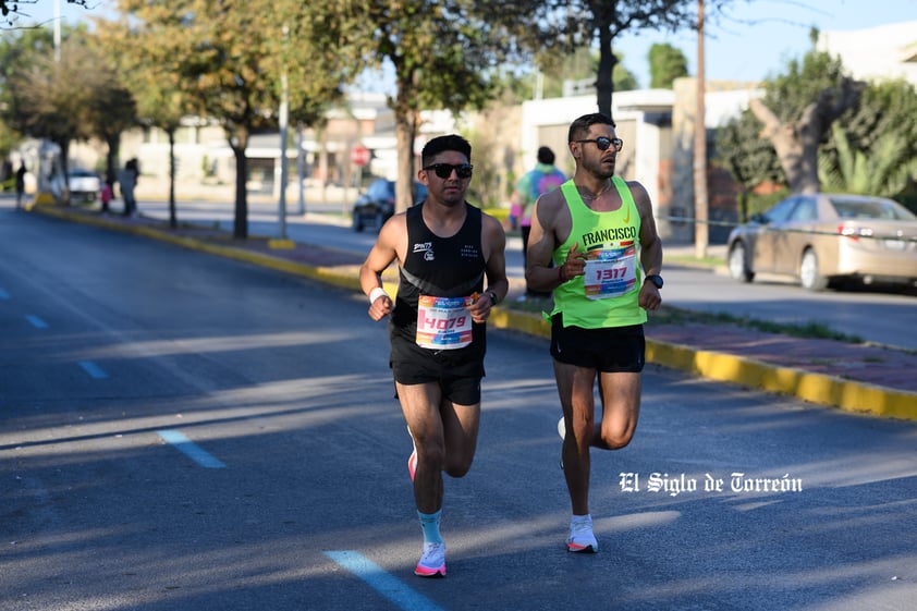 Fotografías del Maratón Lala edición 2022 en el medio maratón, km 21