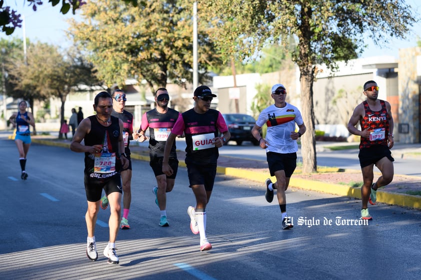 Fotografías del Maratón Lala edición 2022 en el medio maratón, km 21