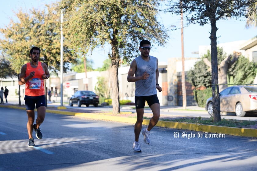 Fotografías del Maratón Lala edición 2022 en el medio maratón, km 21