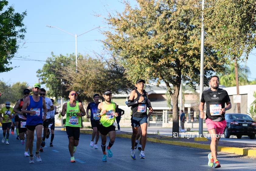 Fotografías del Maratón Lala edición 2022 en el medio maratón, km 21