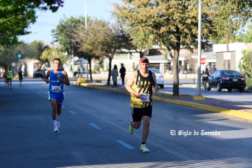 Fotografías del Maratón Lala edición 2022 en el medio maratón, km 21