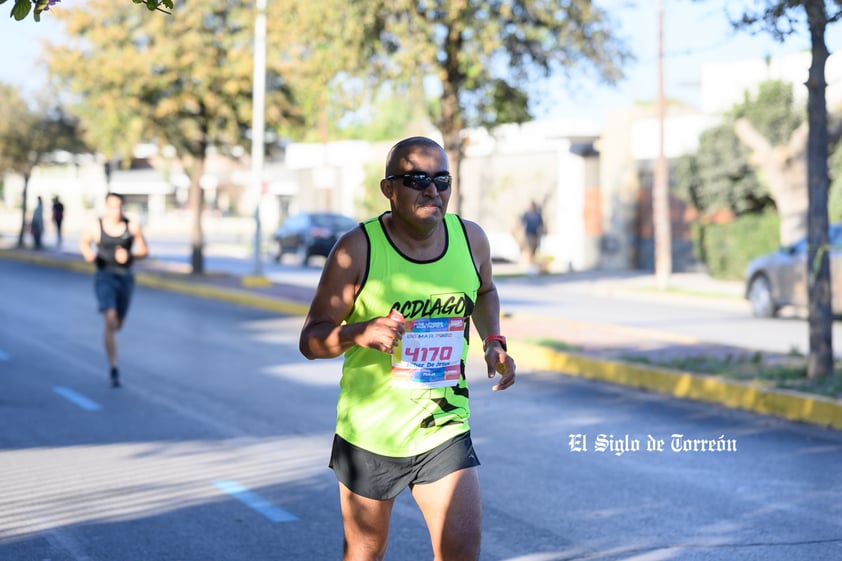 Fotografías del Maratón Lala edición 2022 en el medio maratón, km 21