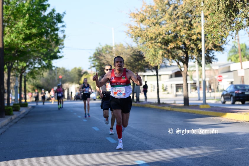 Fotografías del Maratón Lala edición 2022 en el medio maratón, km 21