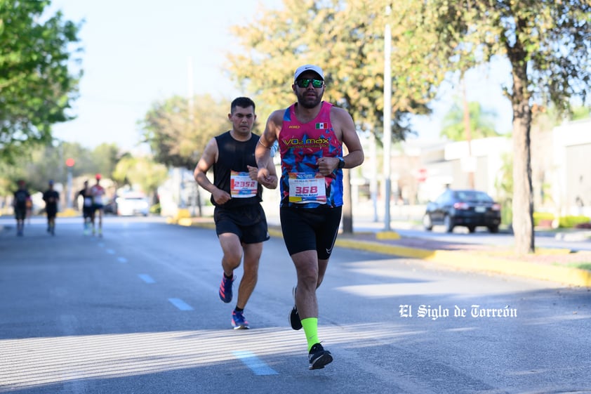 Fotografías del Maratón Lala edición 2022 en el medio maratón, km 21