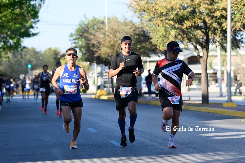 Fotografías del Maratón Lala edición 2022 en el medio maratón, km 21