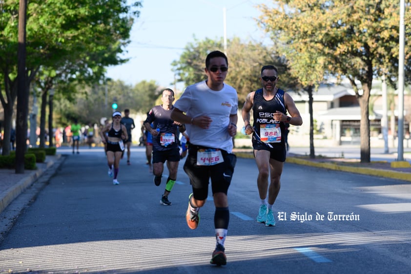 Fotografías del Maratón Lala edición 2022 en el medio maratón, km 21