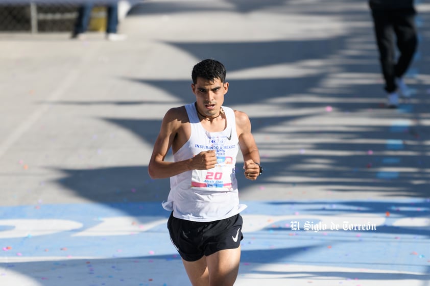 5. Alexis Hernández 2h29:27 Torreón