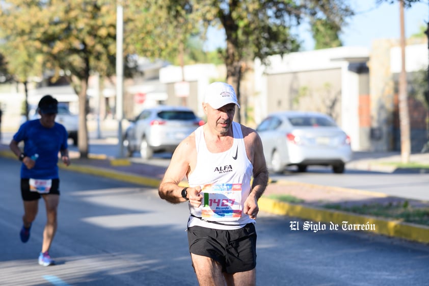 Fotografías del Maratón Lala edición 2022 en el medio maratón, km 21