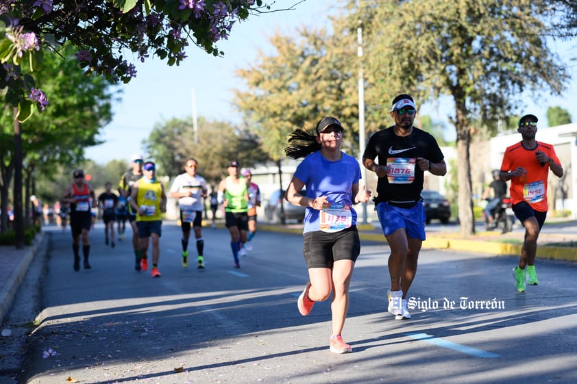 Fotografías del Maratón Lala edición 2022 en el medio maratón, km 21