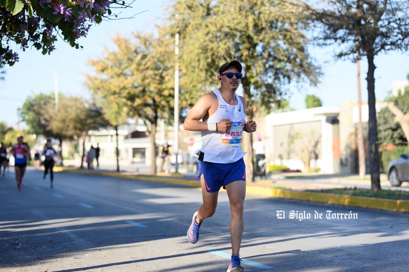 Fotografías del Maratón Lala edición 2022 en el medio maratón, km 21