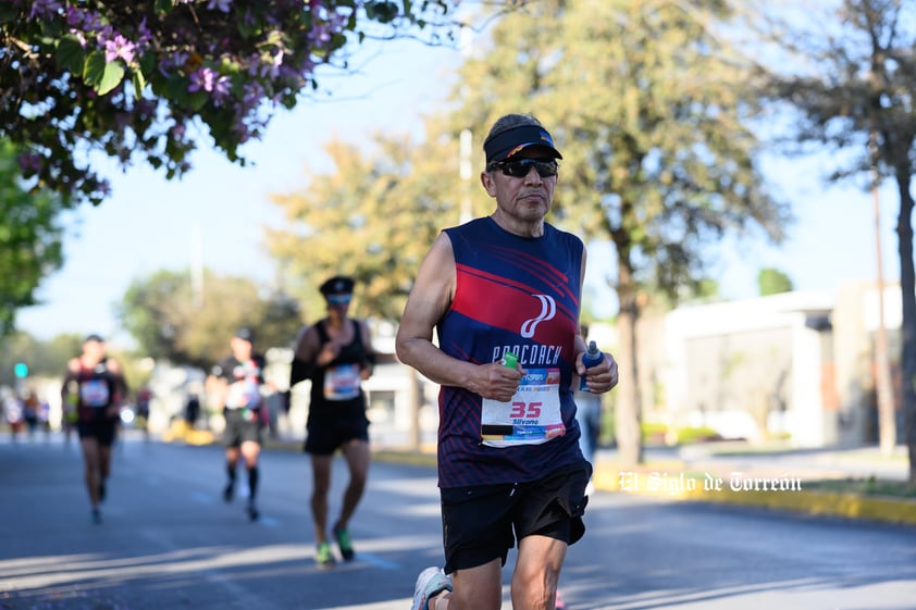 Fotografías del Maratón Lala edición 2022 en el medio maratón, km 21