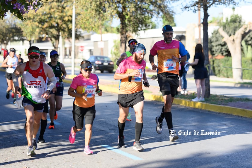 Fotografías del Maratón Lala edición 2022 en el medio maratón, km 21