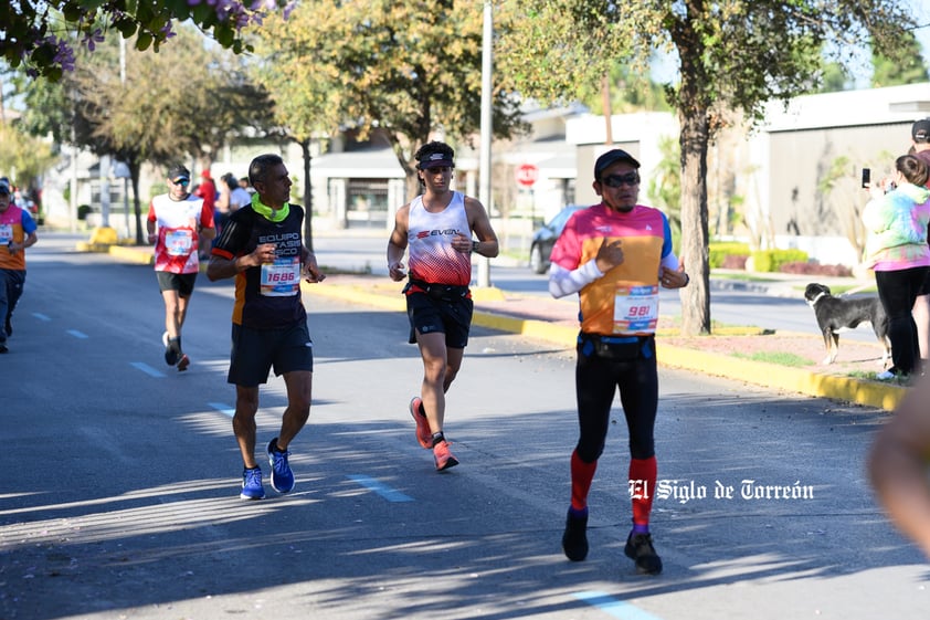 Fotografías del Maratón Lala edición 2022 en el medio maratón, km 21