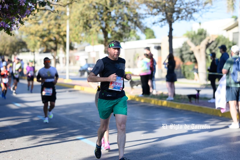 Fotografías del Maratón Lala edición 2022 en el medio maratón, km 21