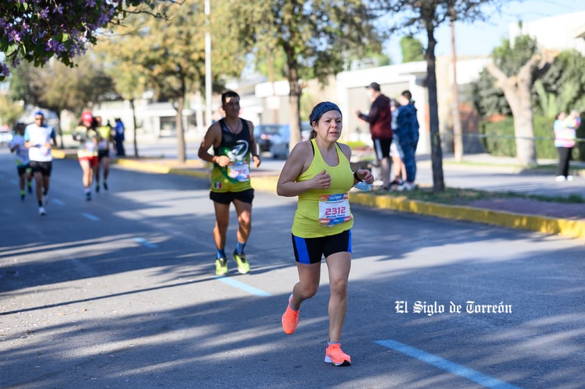 Fotografías del Maratón Lala edición 2022 en el medio maratón, km 21