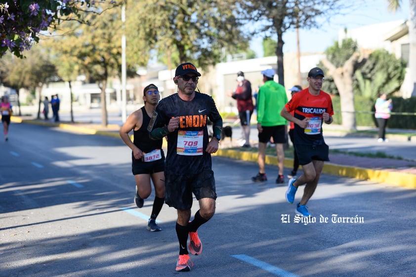 Fotografías del Maratón Lala edición 2022 en el medio maratón, km 21