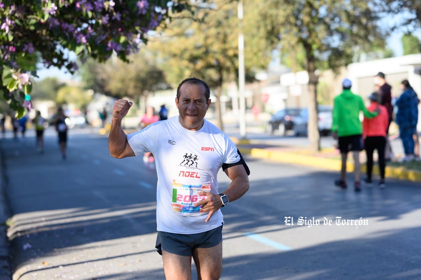 Fotografías del Maratón Lala edición 2022 en el medio maratón, km 21