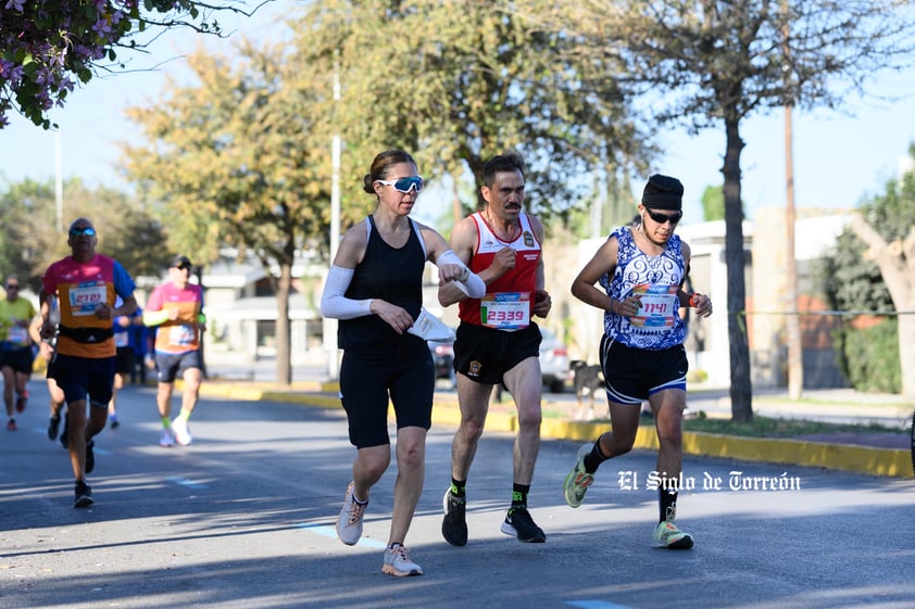 Fotografías del Maratón Lala edición 2022 en el medio maratón, km 21