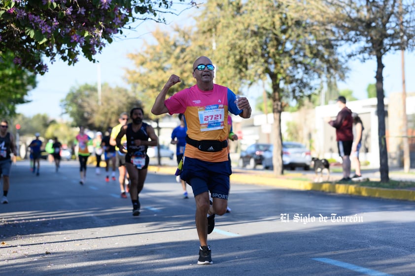 Fotografías del Maratón Lala edición 2022 en el medio maratón, km 21