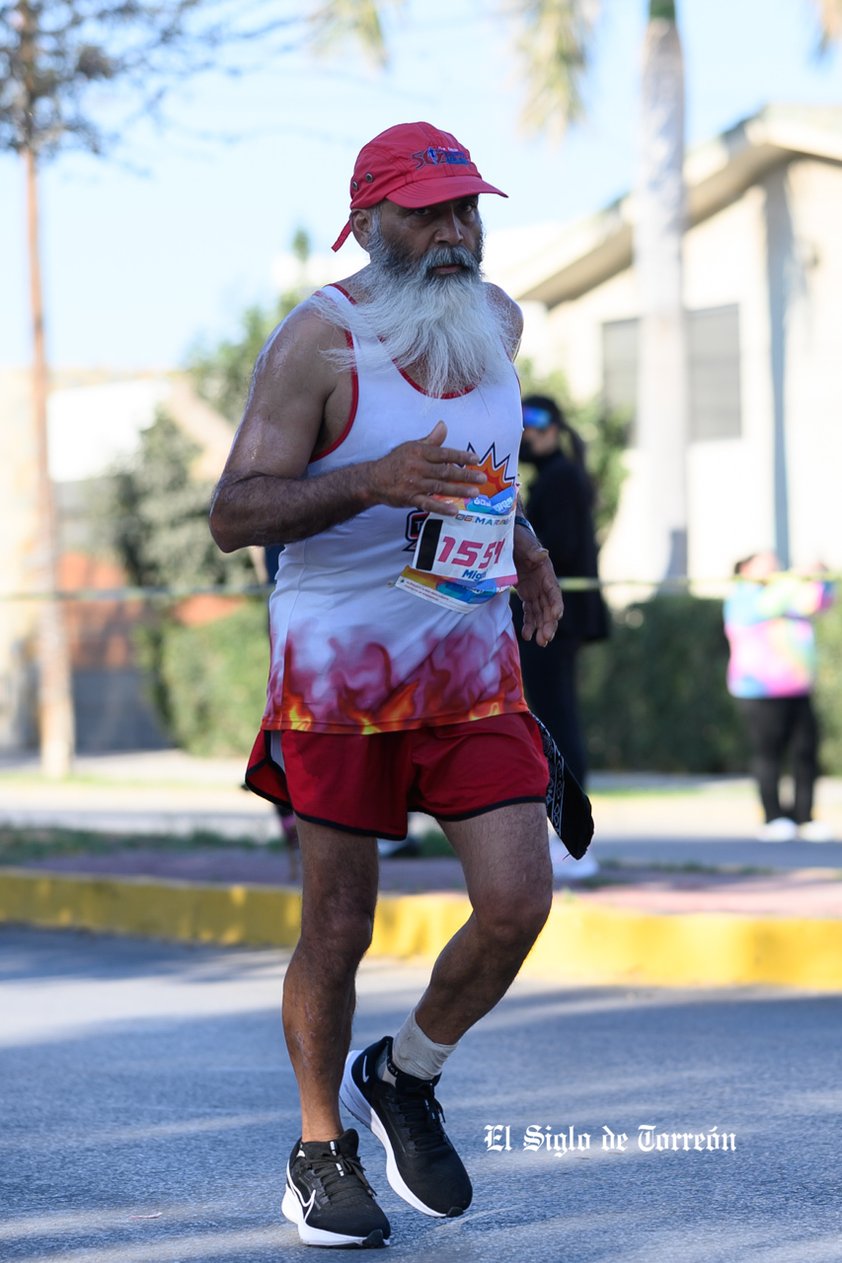 Fotografías del Maratón Lala edición 2022 en el medio maratón, km 21