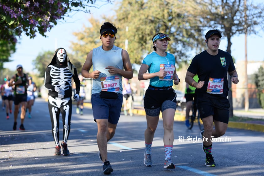 Fotografías del Maratón Lala edición 2022 en el medio maratón, km 21