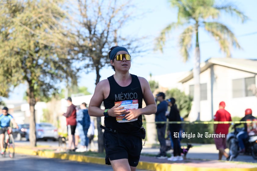 Fotografías del Maratón Lala edición 2022 en el medio maratón, km 21