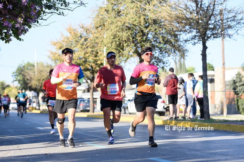 Fotografías del Maratón Lala edición 2022 en el medio maratón, km 21