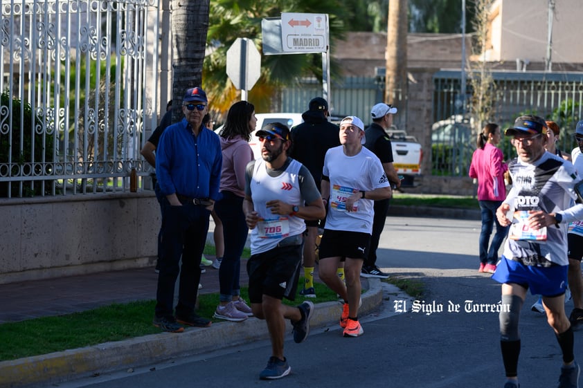 Fotografías del Maratón Lala edición 2022 en el medio maratón, km 21