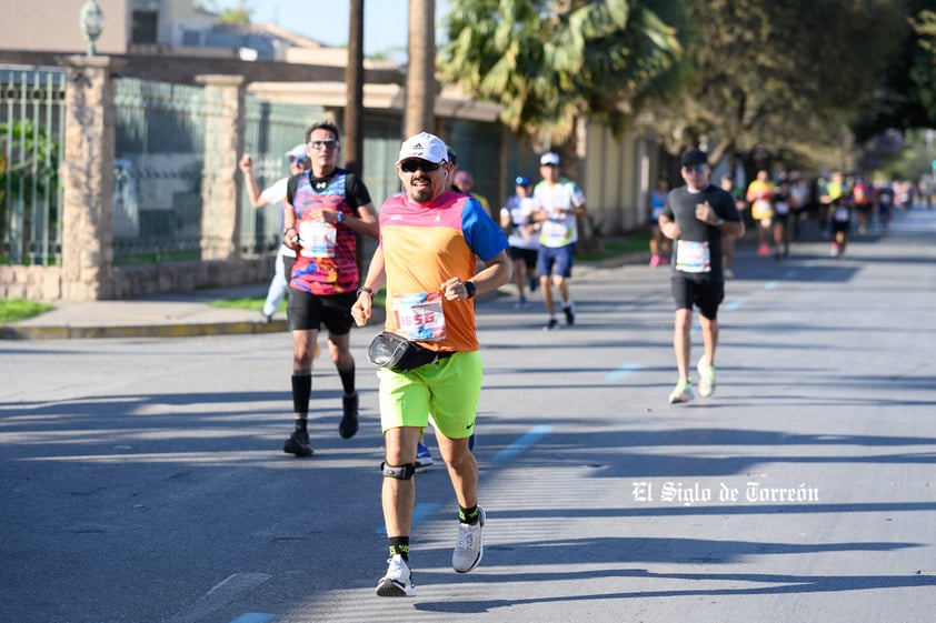 Fotografías del Maratón Lala edición 2022 en el medio maratón, km 21