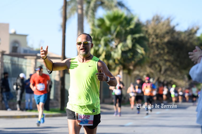 Fotografías del Maratón Lala edición 2022 en el medio maratón, km 21