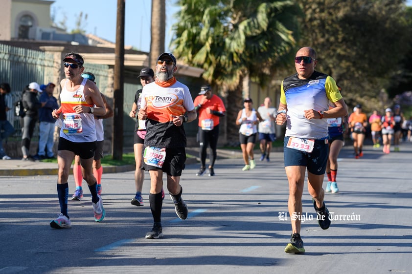 Fotografías del Maratón Lala edición 2022 en el medio maratón, km 21