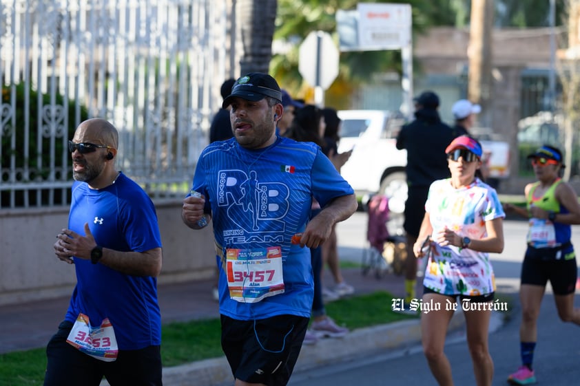 Fotografías del Maratón Lala edición 2022 en el medio maratón, km 21