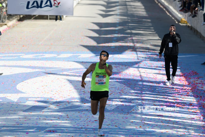 Fotografías del Maratón Lala edición 2022 en la META en el Bosque Venustiano Carranza