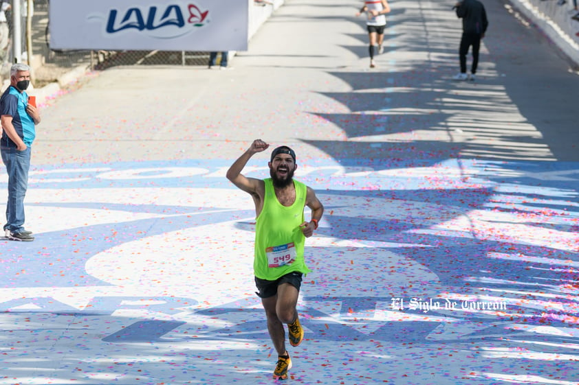 Fotografías del Maratón Lala edición 2022 en la META en el Bosque Venustiano Carranza