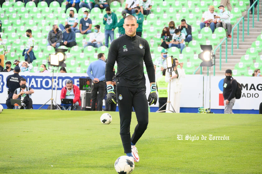 Manuel Lajud #25, Portero, Santos