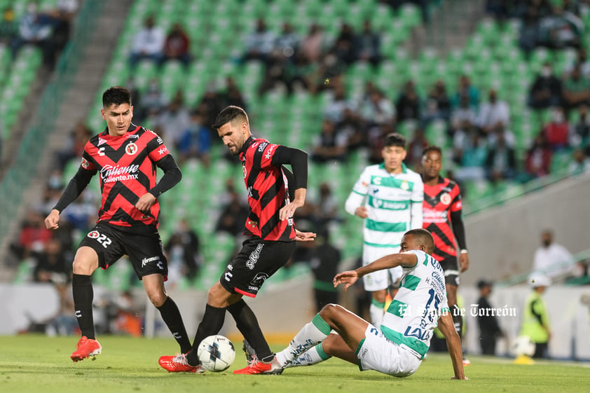 Harold Preciado #15, Delantero, Santos
Lisandro Lopez #4, Defensa, Tijuana
Vladimir Loroña #22, Defensa, Tijuana