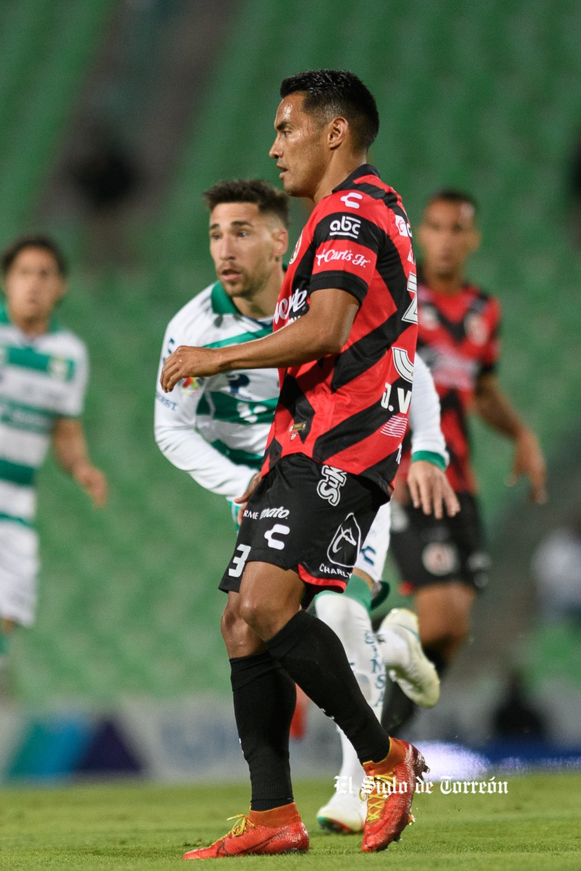 José Vázquez #35, Medio, Tijuana