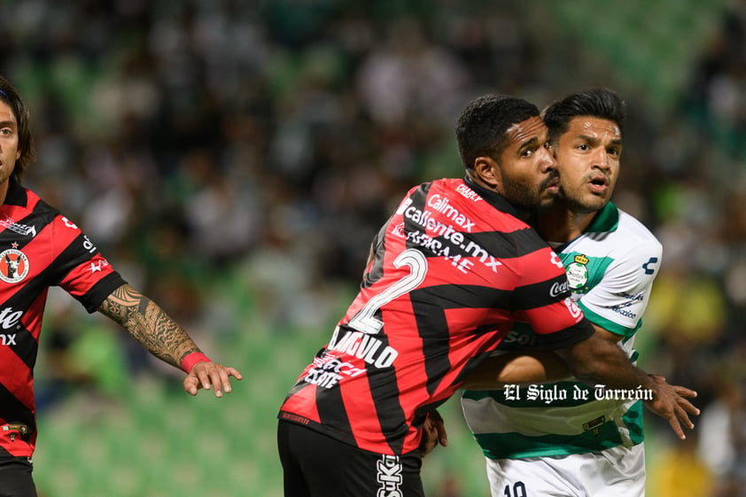 Eduardo Aguirre #19, Delantero, Santos
Brayan Angulo #2, Defensa, Tijuana