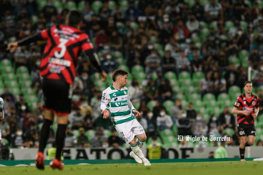 Fernando Gorriarán #11, Medio, Santos