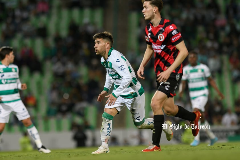 Fernando Gorriarán #11, Medio, Santos