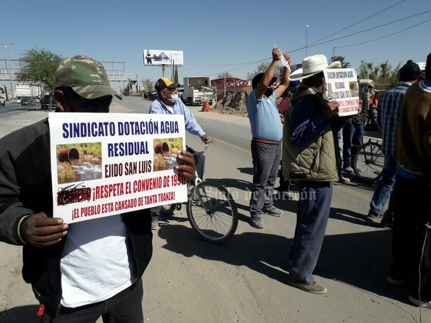 En protesta pedían diálogo con el alcalde de Torreón... Los detienen