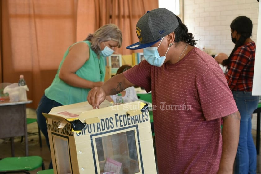 Ciudadanos de Coahuila y Durango participan en consulta sobre Revocación de Mandato